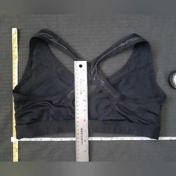 Shimmery Black Sports Bra, NWOT, Size M-L - Picture 4 of 8